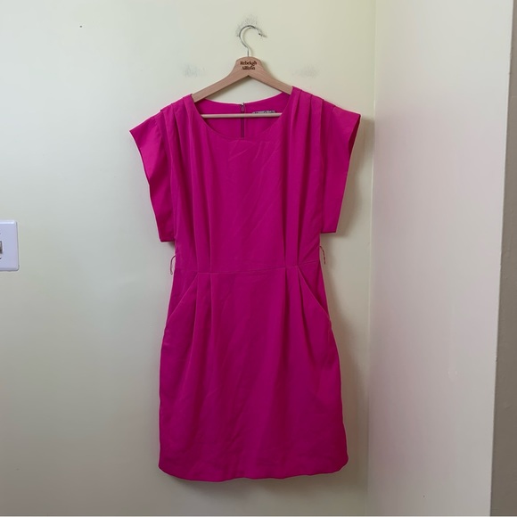 Eliza J. Gorgeous Bright Pink Pleated Boxy Dress Size 8 - Picture 2 of 9